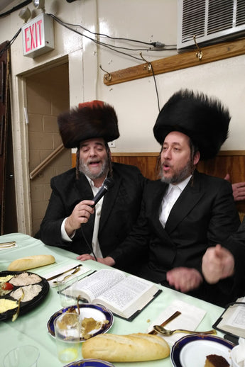 Chilu Posen of Mezamrim Choir and Shraga Feivel Gold of Shira Choir Singing Together